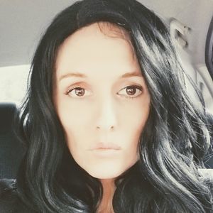 Meet your Posher, Philana